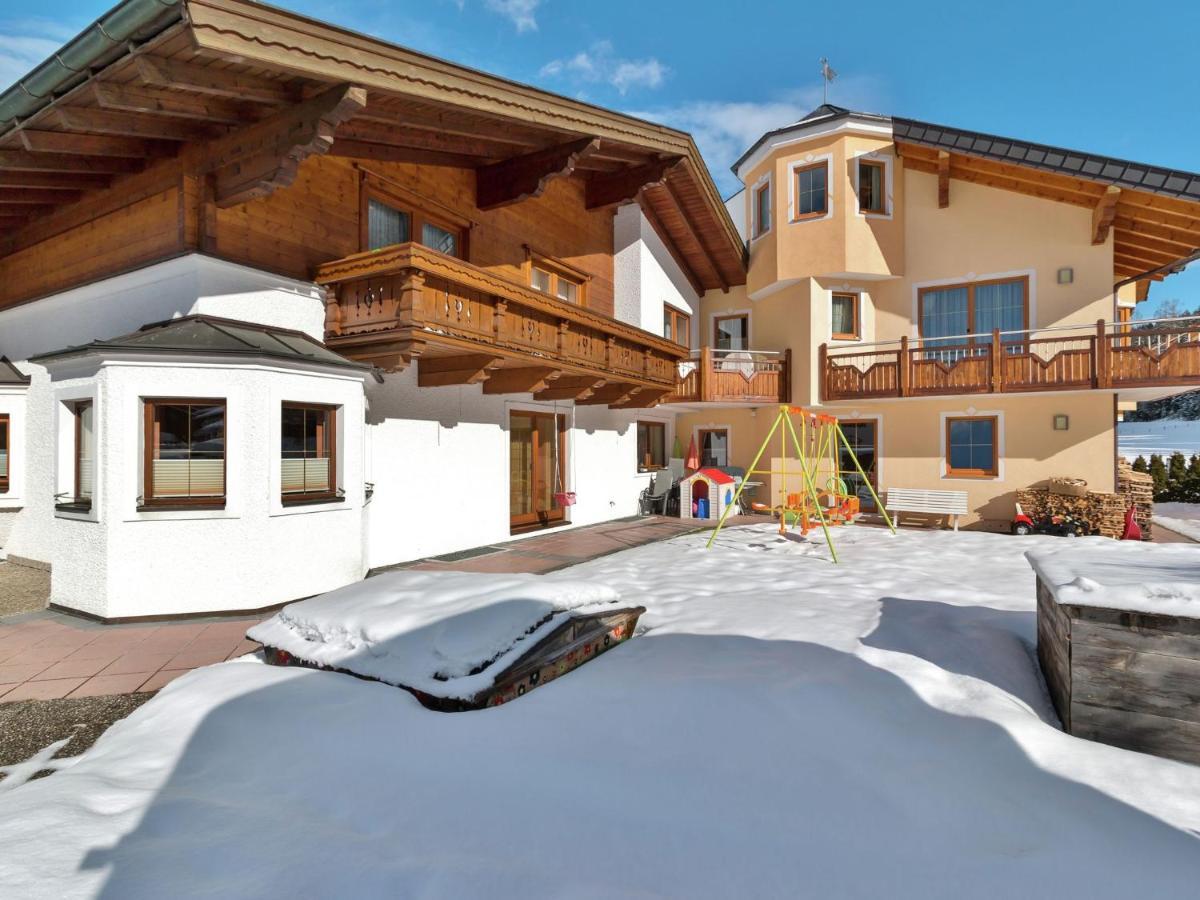 Apartment In Altenmarkt In Pongau Near Ski Area Altenmarkt im Pongau Luaran gambar